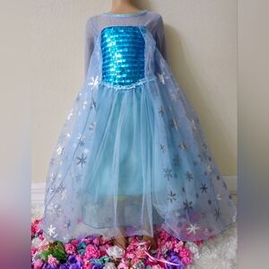 "Enchanting Girls Snow Queen Costume Dress With Acessories"